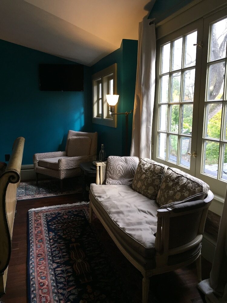Bed & Breakfast Judson Heath Colonial Inn