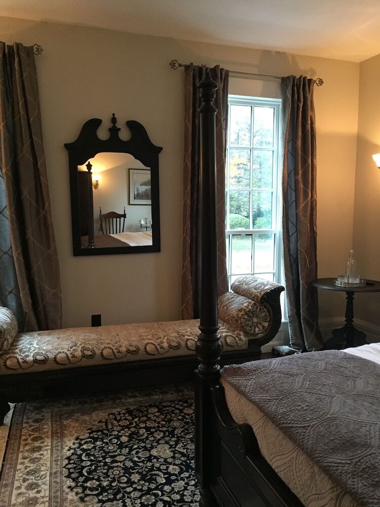 Bed & Breakfast Judson Heath Colonial Inn
