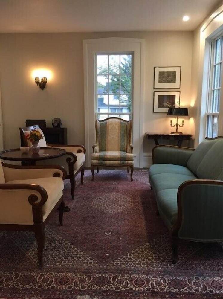 Bed & Breakfast Judson Heath Colonial Inn