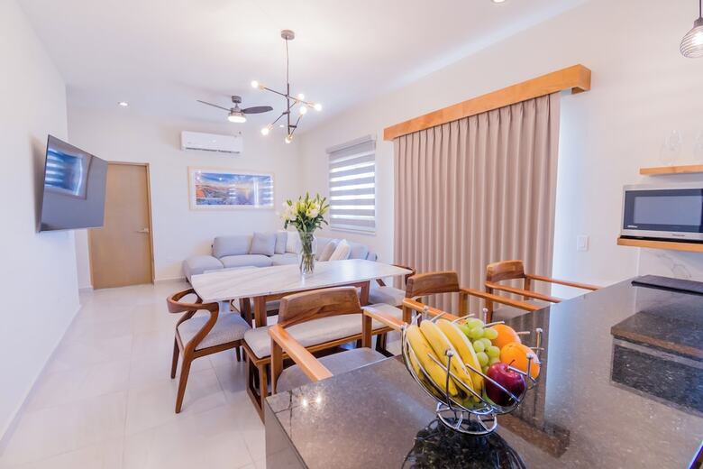 Hotel Josefa Suites