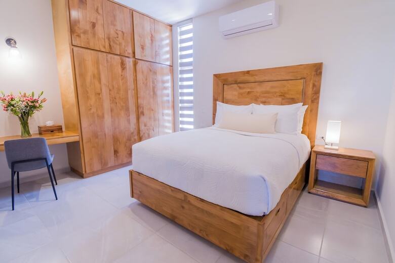 Hotel Josefa Suites