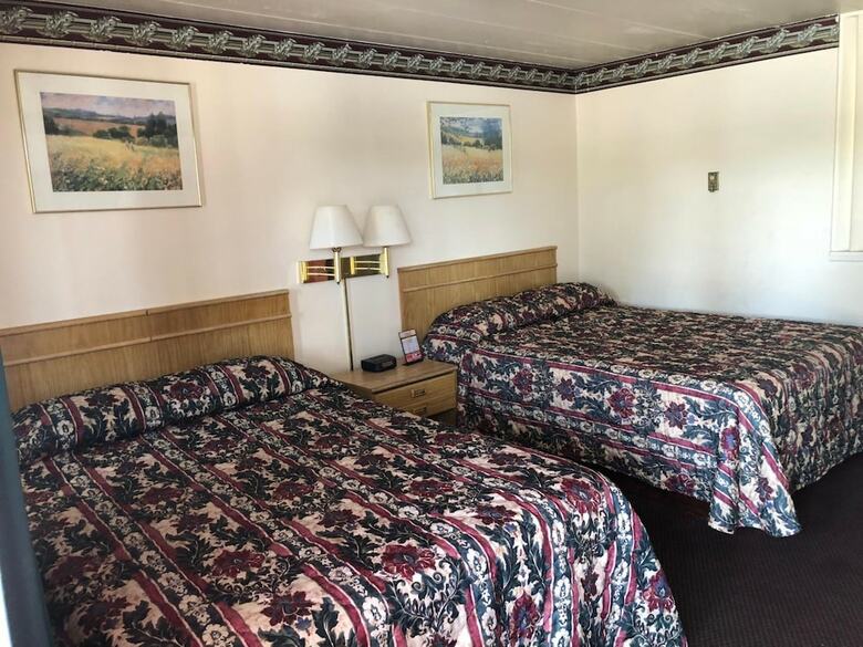 Motel Norton Shores Inn