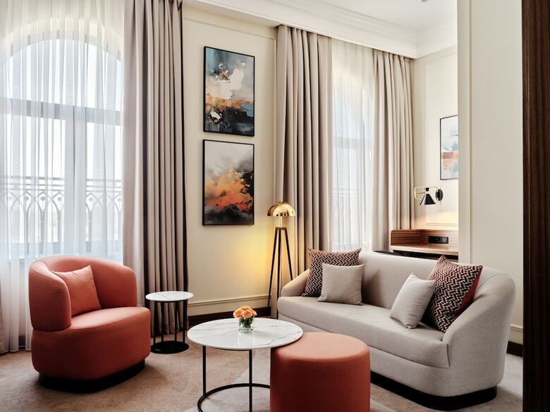 Hotel Crowne Plaza Tashkent By Ihg