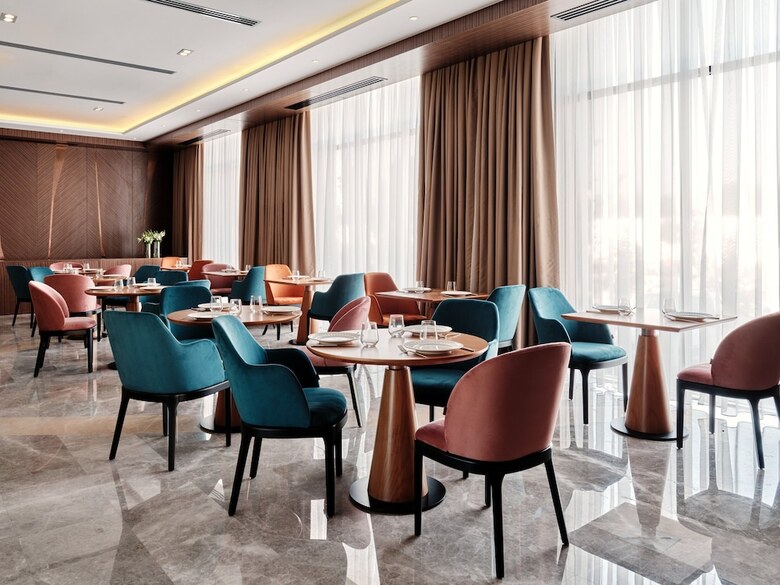 Hotel Crowne Plaza Tashkent By Ihg