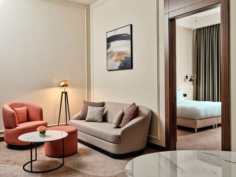 Hotel Crowne Plaza Tashkent By Ihg