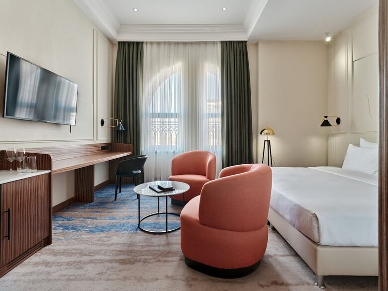 Hotel Crowne Plaza Tashkent By Ihg