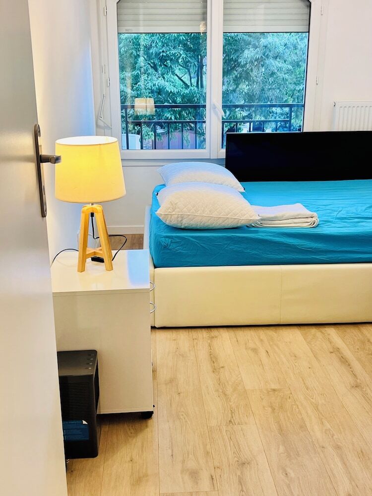 156 Av. Pasteur B1