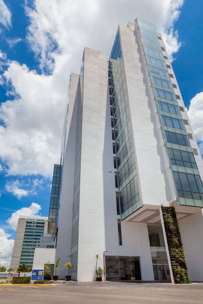 Hotel Wyndham Puebla Angelopolis
