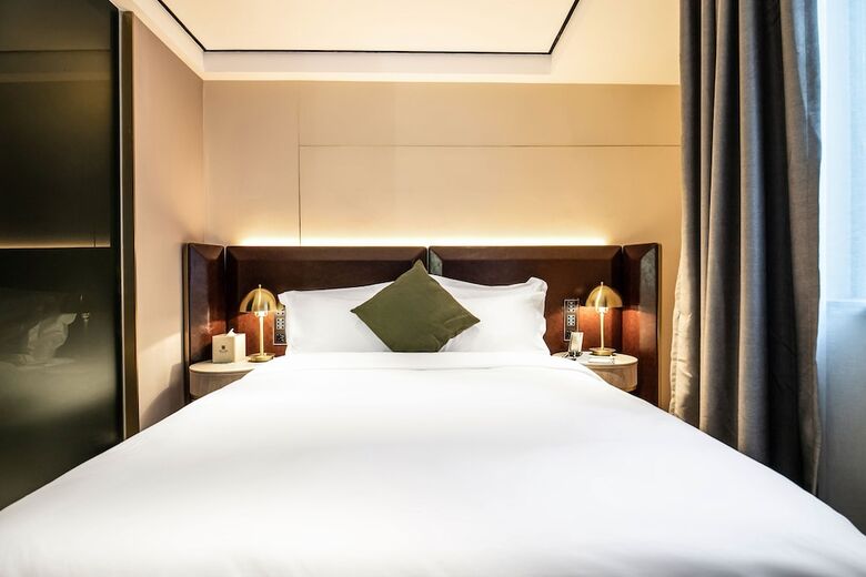 Housekeeper Hotel Beijing Road Branch