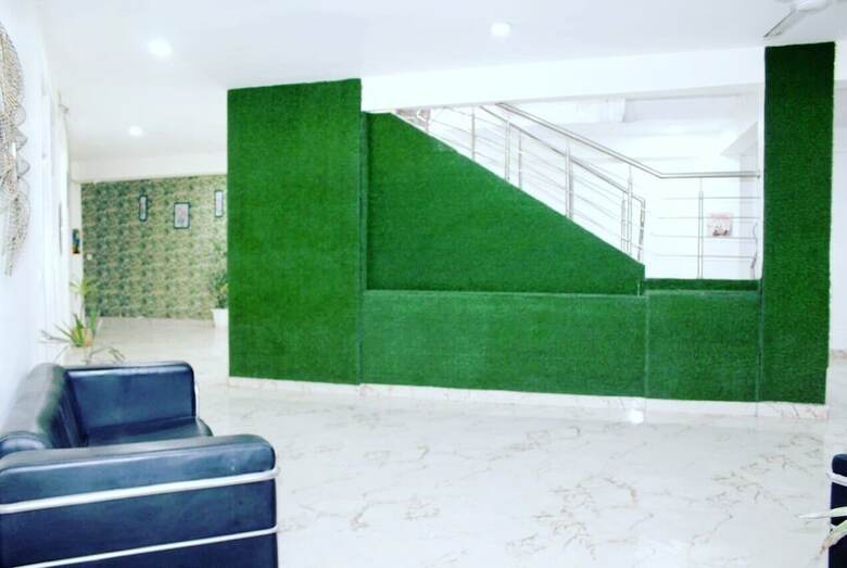 Hotel Noida Stay