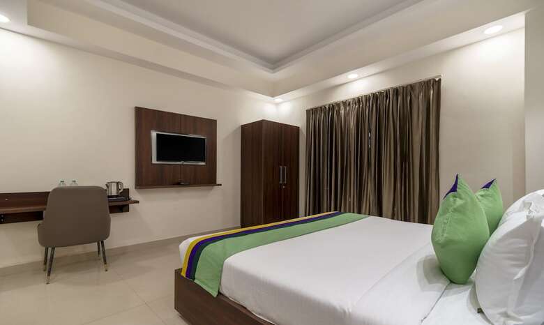 Hotel Treebo La Mirage Suite