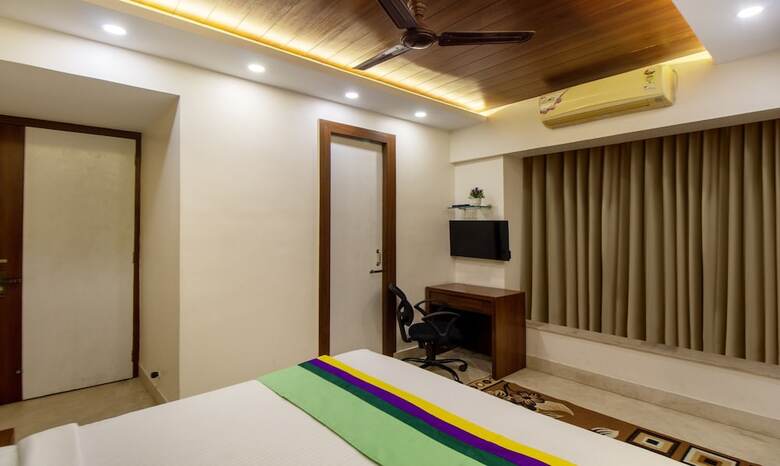Hotel Treebo Royal Orbit, Metropoliton