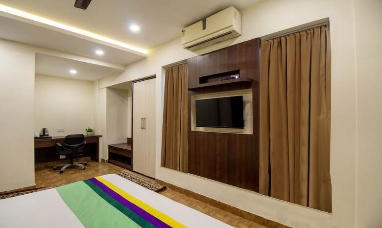Hotel Treebo Royal Orbit, Metropoliton