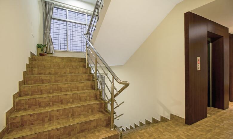 Hotel Treebo Royal Orbit, Metropoliton