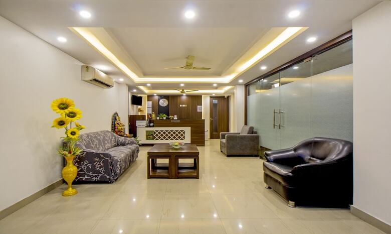 Hotel Treebo Royal Orbit, Metropoliton