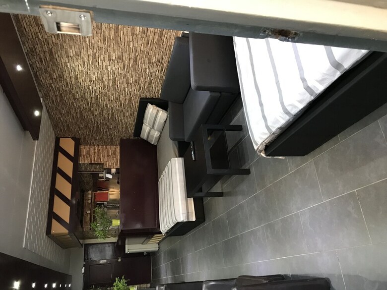 Hotel Halz City Estates