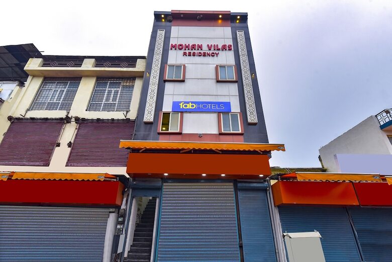 Hotel Fabexpress Mohan Vilas Residency