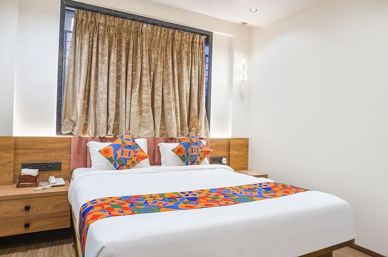 Hotel Oriva Shourya Residency