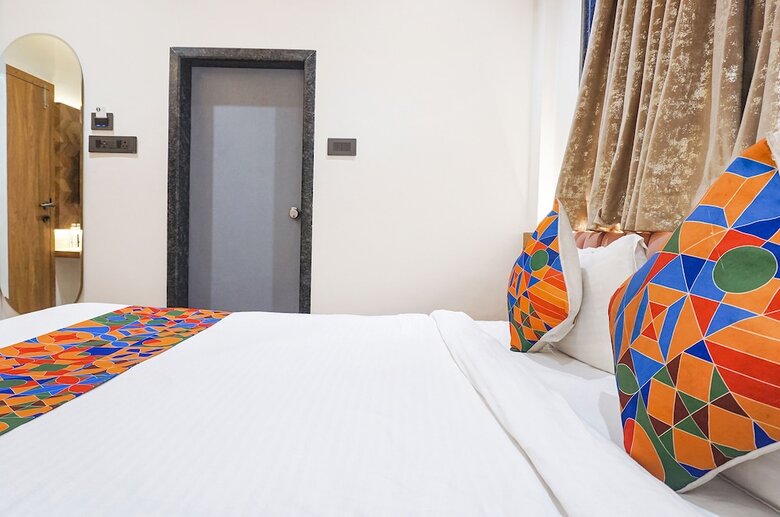 Hotel Oriva Shourya Residency