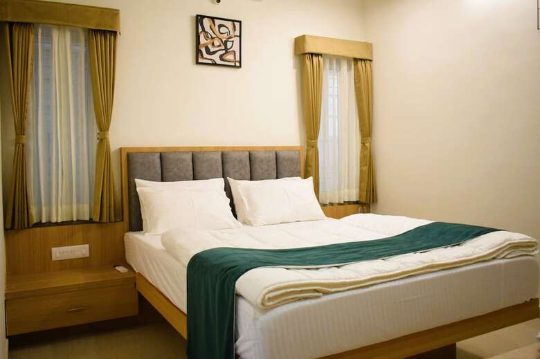 Hotel The Signature Serviced Apartment