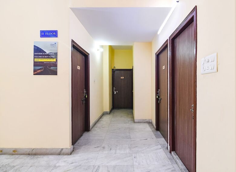 Fabhotel Sapphire Comfort