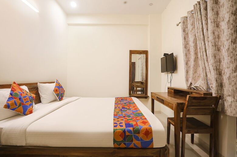 Fabhotel The Avasa