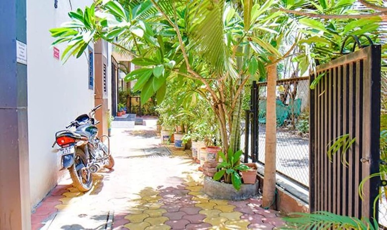 Fabhotel The Petals Residency
