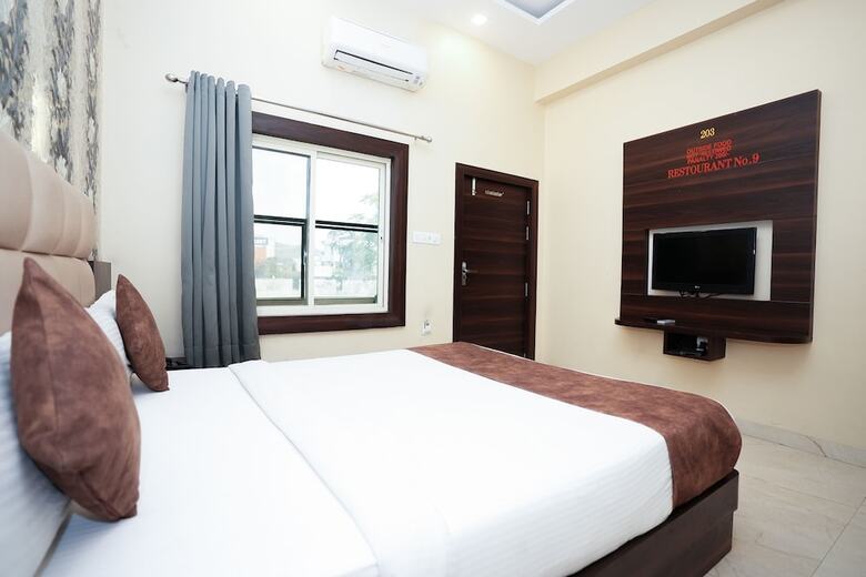 Mangal Hotels And Resorts