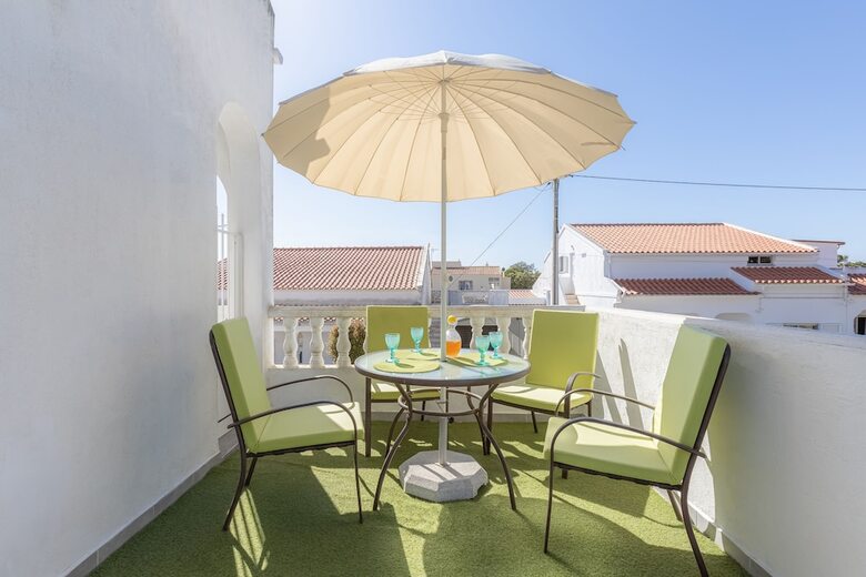 Bambus House Holidays Rental