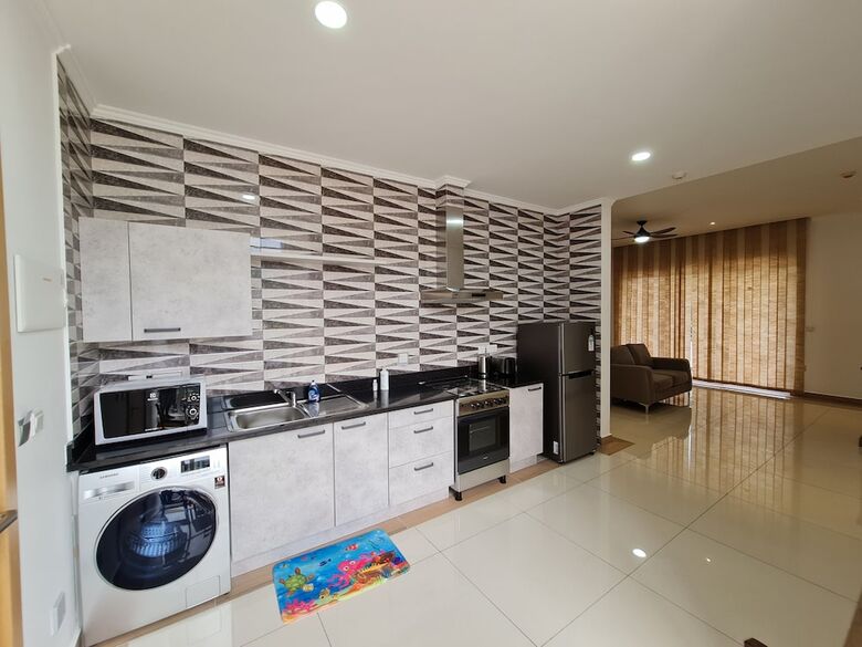 Aparthotel Royale Suites By Arc Royale Luxury Apts