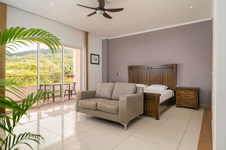 Aparthotel Royale Suites By Arc Royale Luxury Apts