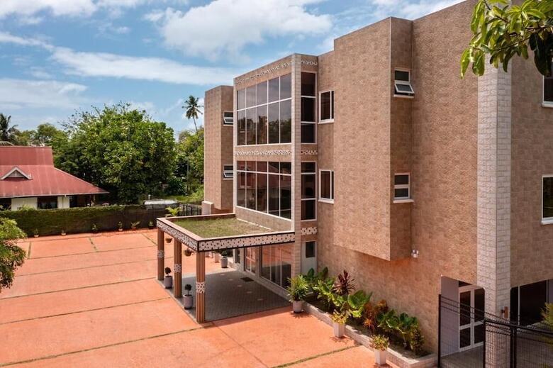 Aparthotel Royale Suites By Arc Royale Luxury Apts