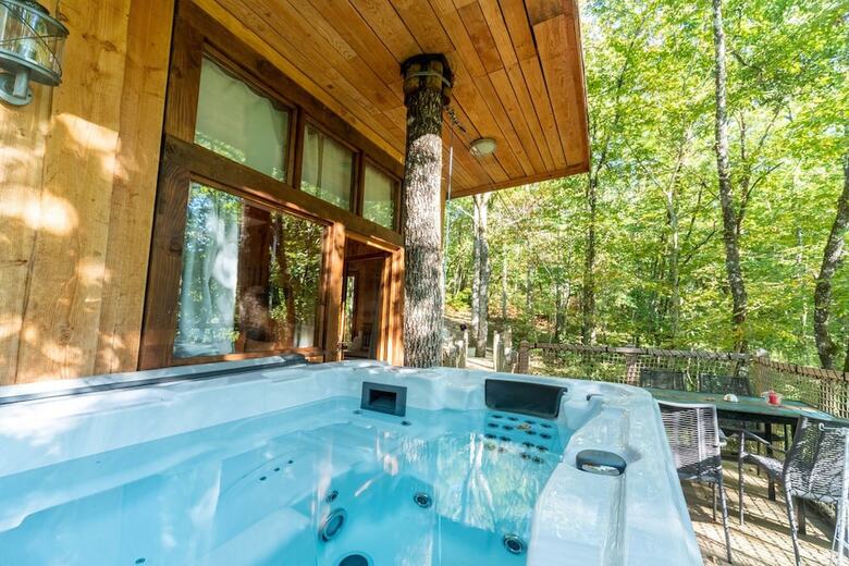 Les Cabanes Perch�es Du Mas Del Bosc