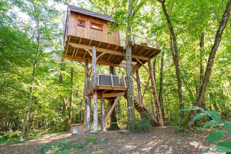 Les Cabanes Perch�es Du Mas Del Bosc
