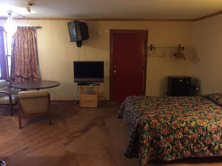 Du Wayne Motel