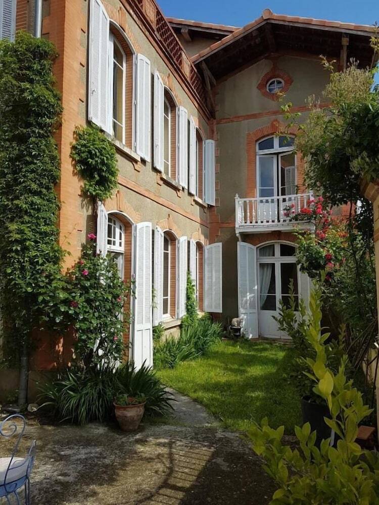 B&B Le Domaine Des Marcoujans