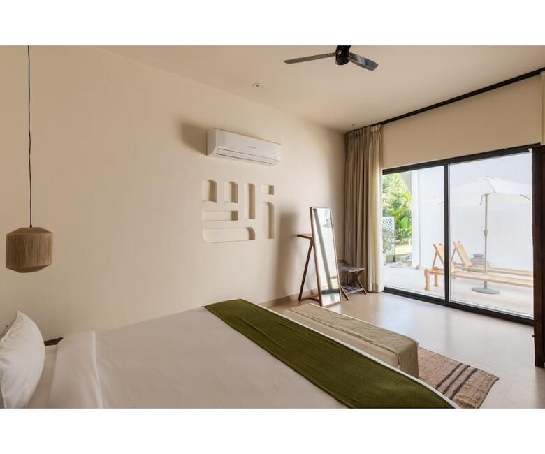 Hotel La Vida Retreat