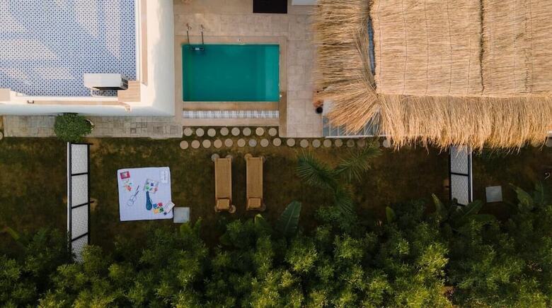 Hotel La Vida Retreat