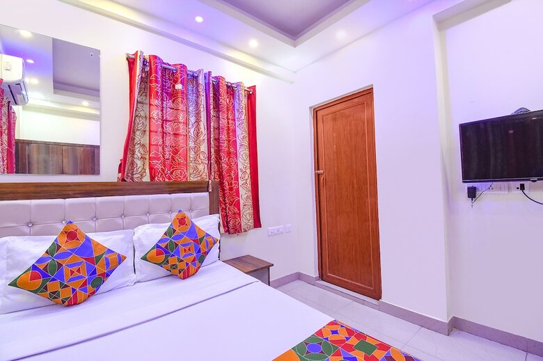 Hotel Fabexpress Rs Villa