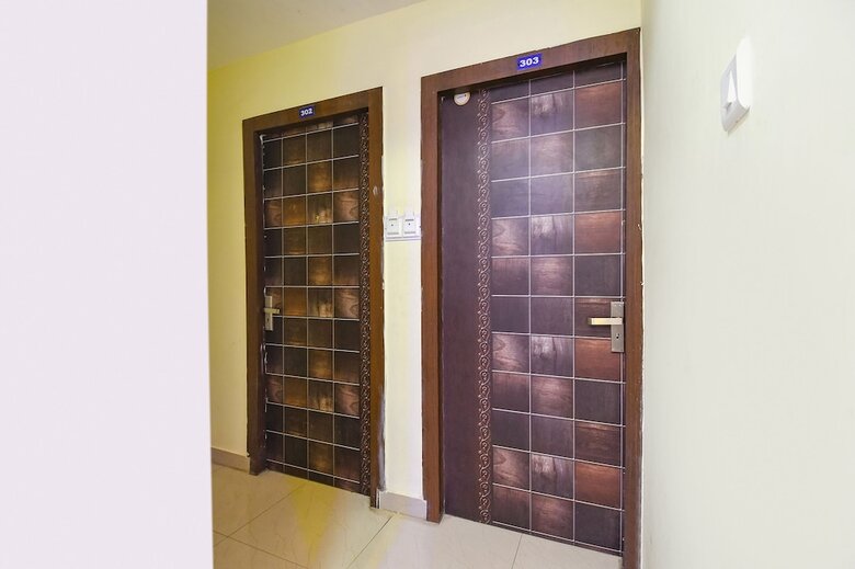 Hotel Fabexpress Rs Villa