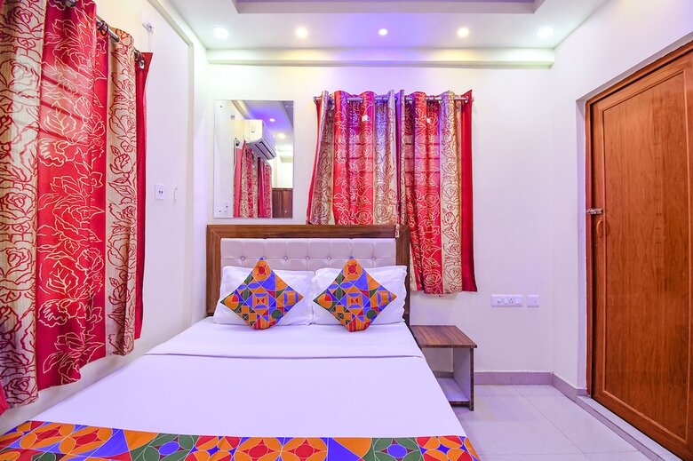 Hotel Fabexpress Rs Villa