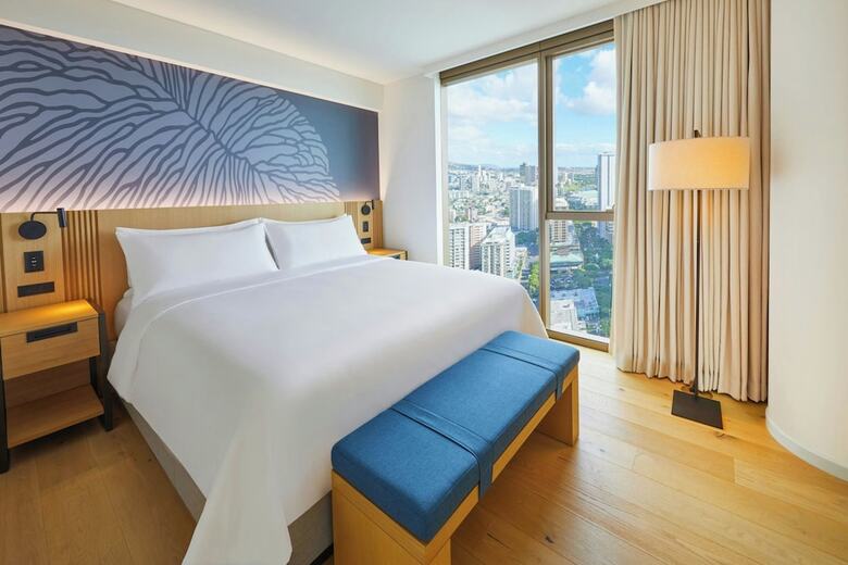 Renaissance Honolulu Hotel & Spa