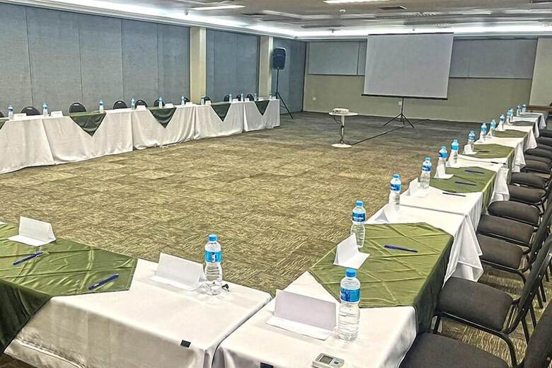 Summit Su�tes Hotel Paulista