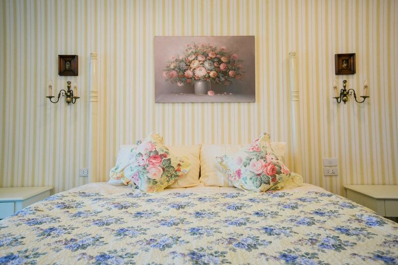 Bed & Breakfast Hacienda Home