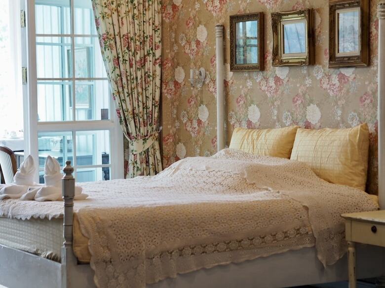Bed & Breakfast Hacienda Home