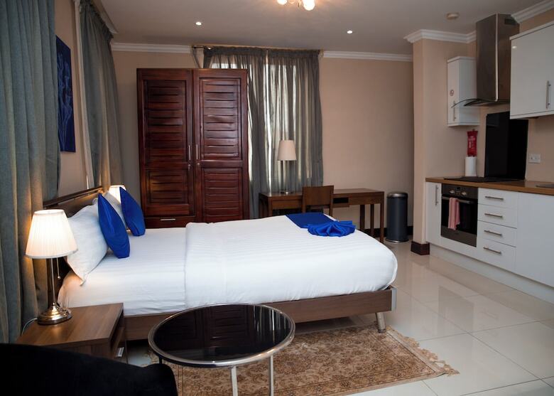 Aparthotel Cromer Serviced Apartments