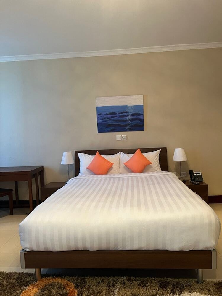 Aparthotel Cromer Serviced Apartments