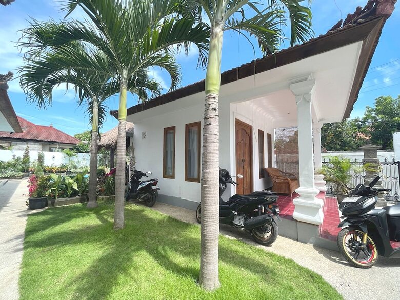 Hotel Belvilla Pleasant Seaside Lovina Beach