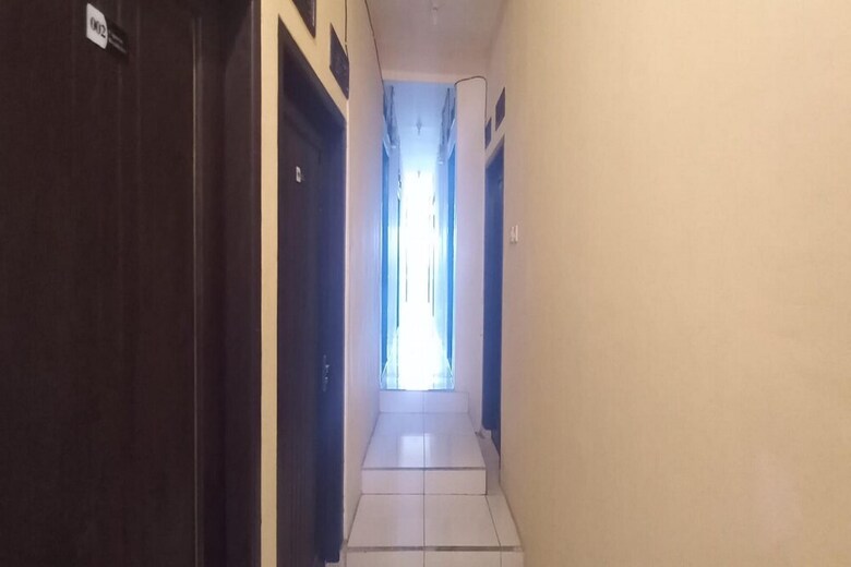 Hotel Oyo 93668 Buah Batu Guest House