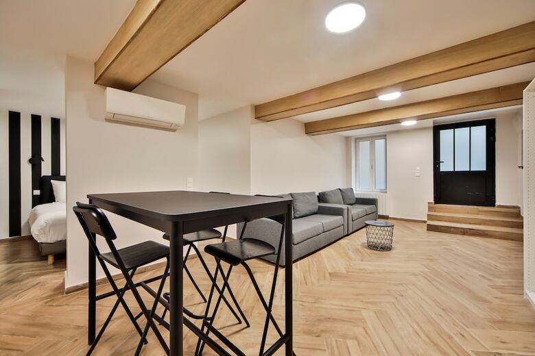 Hotel Blue Night International 49